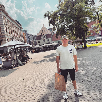 Stuttgart,   , 30 ,   ,   , c 
