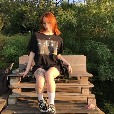  ,   Eva, 21 ,   ,   