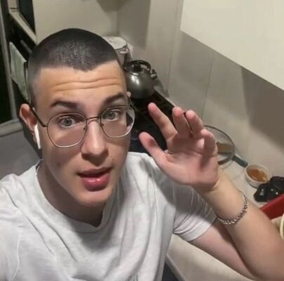  ,   Mihail, 18 ,   ,   , 