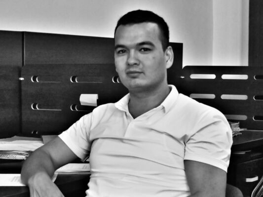  ,   Xursand, 32 ,   ,   , c 