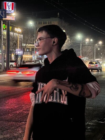  ,   Dima, 18 ,   ,   