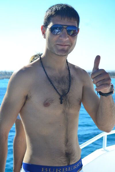  ,   Andreas, 33 ,   