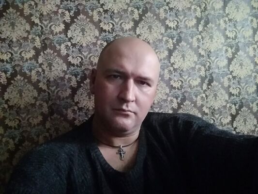 ,   Viktor, 42 ,   ,   , c 