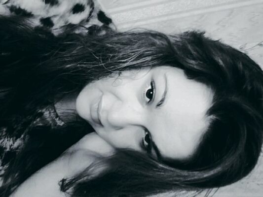  ,   Your Queen, 30 ,   ,   , c 