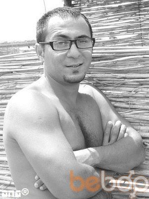  ,   Joven, 39 ,   