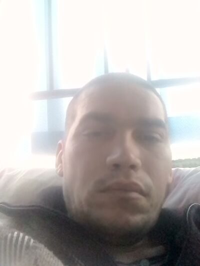  ,   Denis, 40 ,   ,   , c 