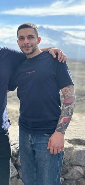  ,   Arman, 27 ,   ,   