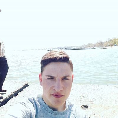 ,   Henry Brown, 25 ,  
