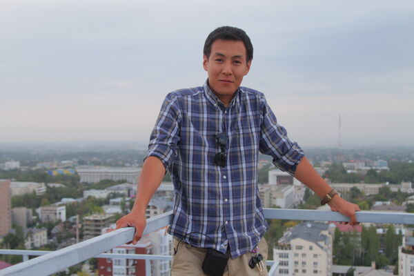  ,   Rider, 37 ,   