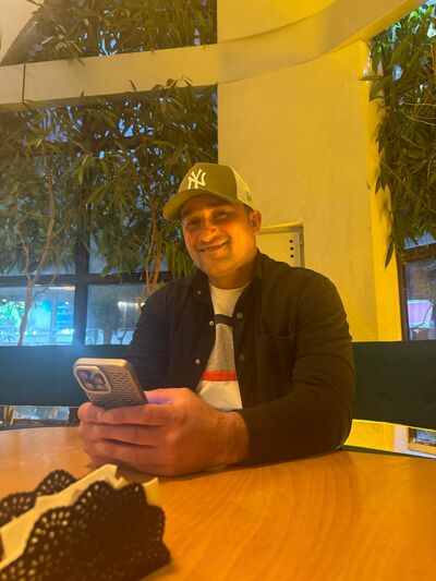  ,   Edik, 39 ,   ,   
