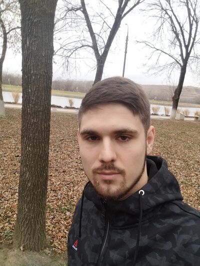  ,   Maxim, 27 ,   ,   
