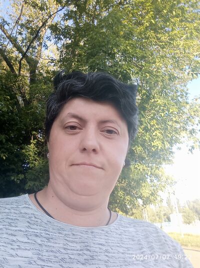  ,   Maria, 43 ,   c 
