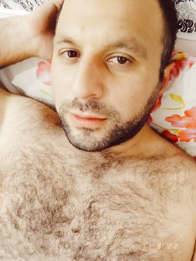  ,   Alan, 34 ,   ,   , c , 