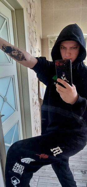  ,   Skarlett, 28 ,   ,   , c 