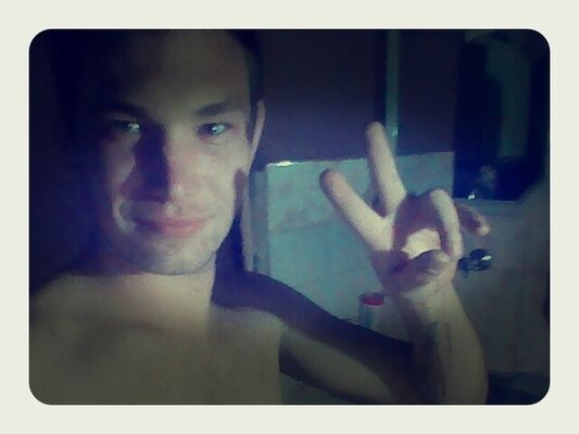  ,   Maksim, 28 ,   ,   , c 