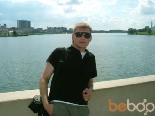  ,   Bon, 44 ,  