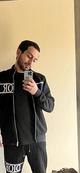  ,   Sargis, 24 ,   ,   , c , 