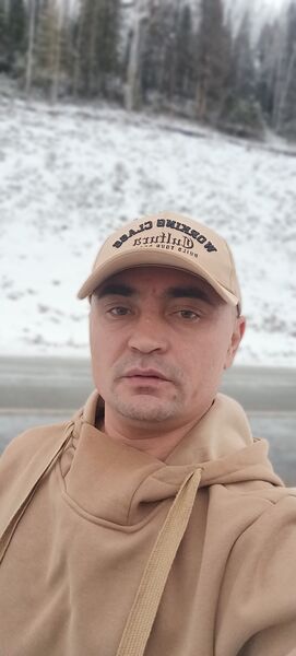  ,   Ruslan, 35 ,   ,   