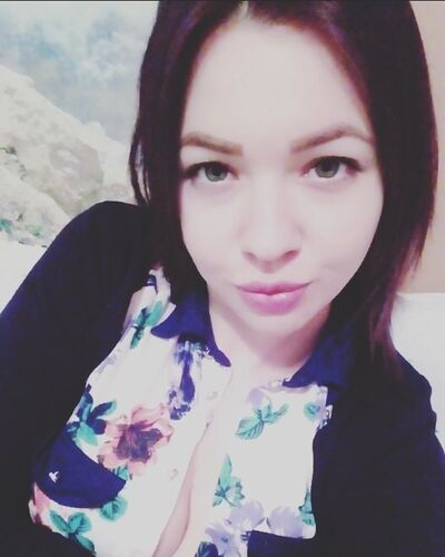  ,   Karina, 26 ,  