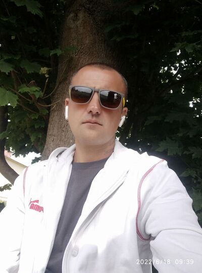  ,   Denya, 37 ,   ,   , c , 