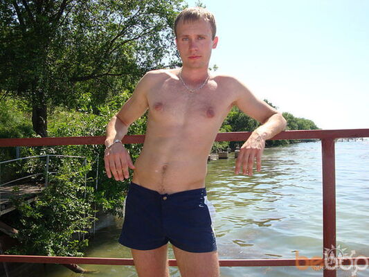  ,   Monj, 44 ,   