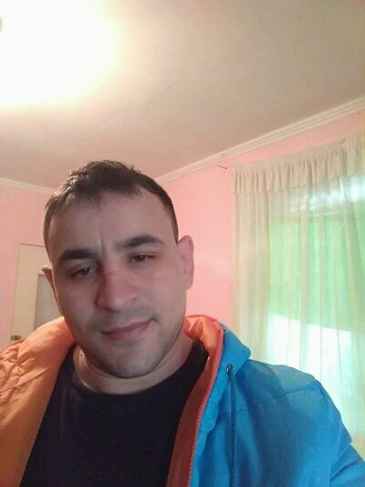  ,   Alex, 36 ,   ,   