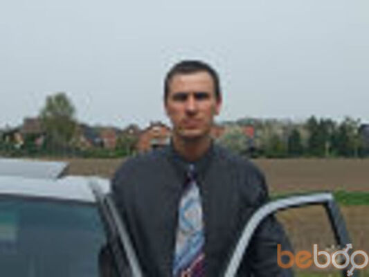  ,   Vlad, 52 ,   