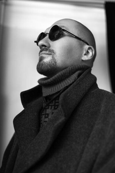  ,   Simon, 42 ,  