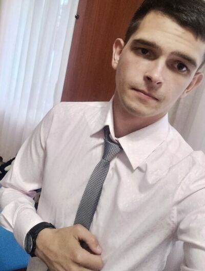  ,   Anton, 27 ,   ,   