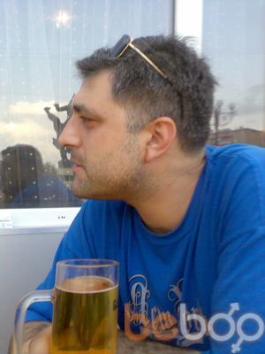  ,   John, 42 ,   