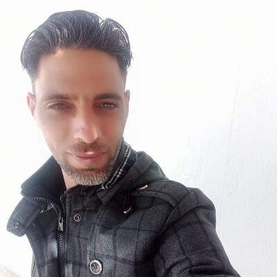  ,   Adem, 37 ,   ,   