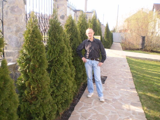  ,   Vlad, 54 ,   