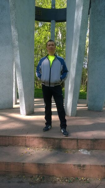  ,   LEON, 38 ,   ,   , c 