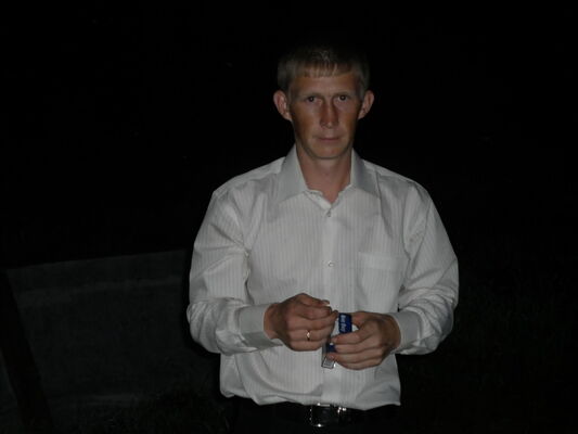  ,   VIKTOR, 39 ,   