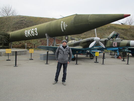  ,   Pavel, 40 ,   