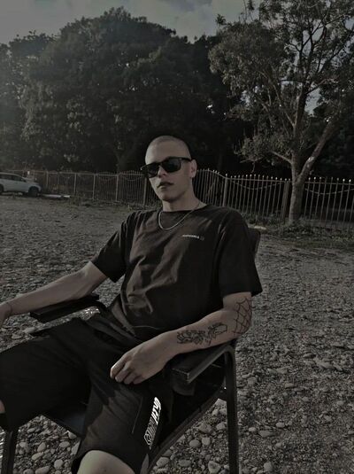  ,   Yaroslav, 22 ,   ,   , c 