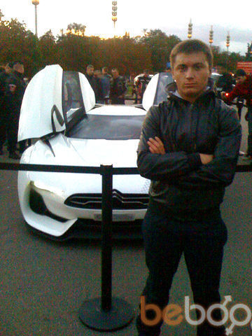  ,   Sergey, 32 ,  