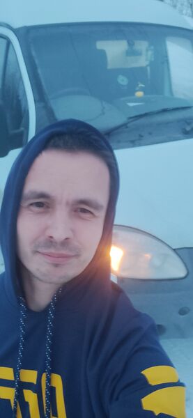  ,   Ruslan, 36 ,   ,   , c , 