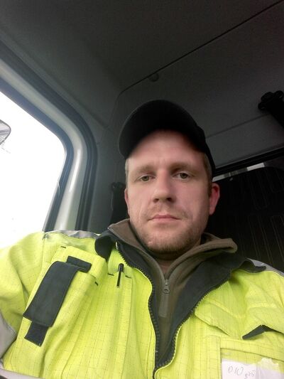  ,   Pavel, 38 ,   