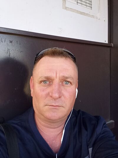  ,   Nicolae, 44 ,   ,   , c 