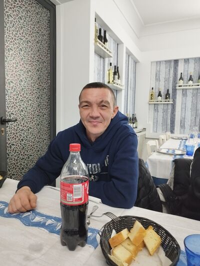  Tivoli,   , 40 ,   ,   