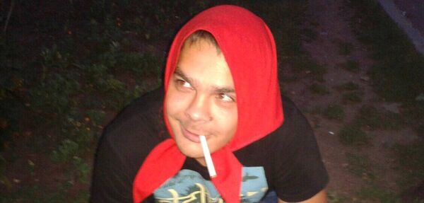  ,   Drunia, 32 ,   ,   