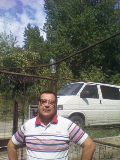  ,   M, 60 ,   