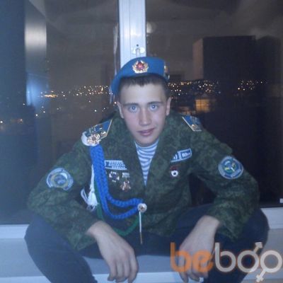  ,   Maikl, 34 ,   