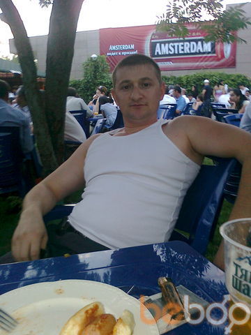  ,   Niko, 43 ,   