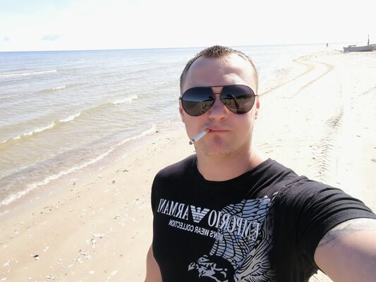  ,   Dmitrij, 40 ,   