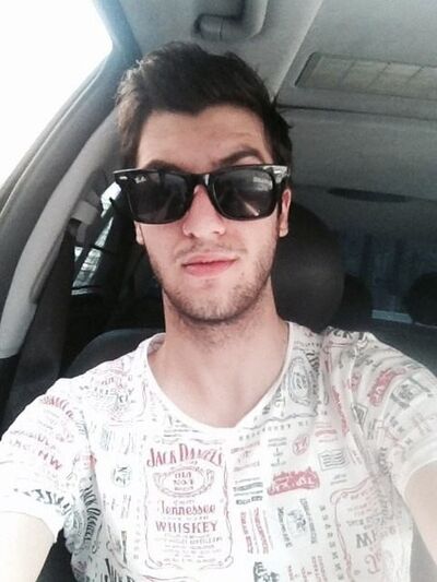  ,   Elmir, 30 ,   