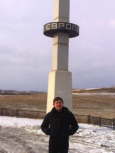 ,   Denis, 48 ,   