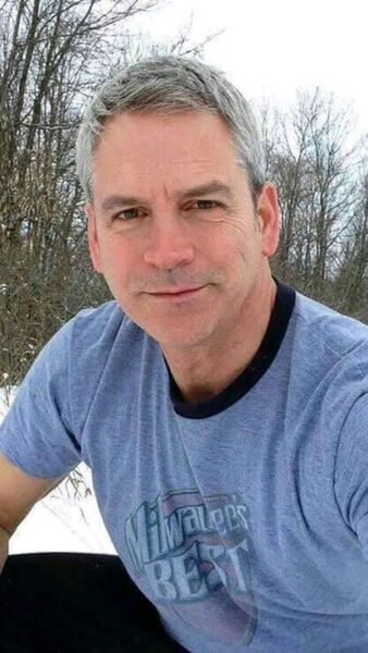  ,   Raymond, 51 ,   c 