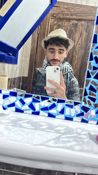  Ecully,   Ragab, 23 ,   ,   